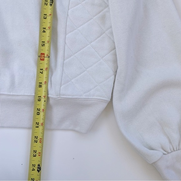 Disney Store Grogu Ladies' Cream Sweatshirt Star Wars The Mandalorian Size LARGE - Picture 9 of 10